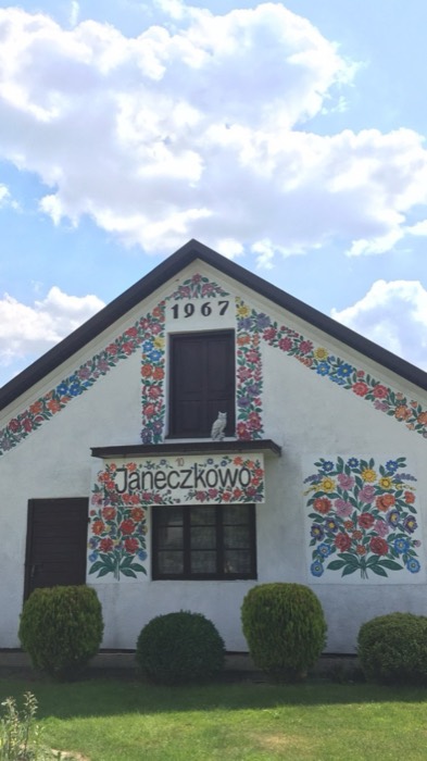 Folk-flower painted house 'Janeczkowo 1967' in Zalipie painted village