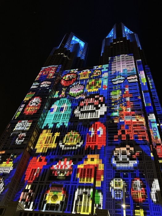 Retro game sprites projection mapping on Tokyo government building